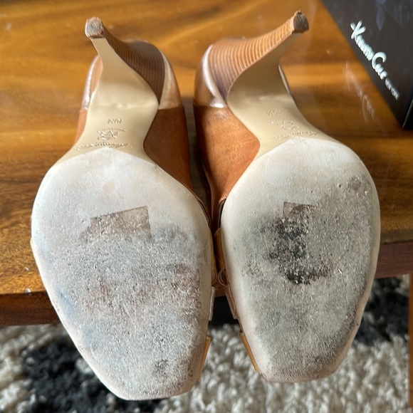 Beautifully constructed open toe heels - Picture 3 of 5